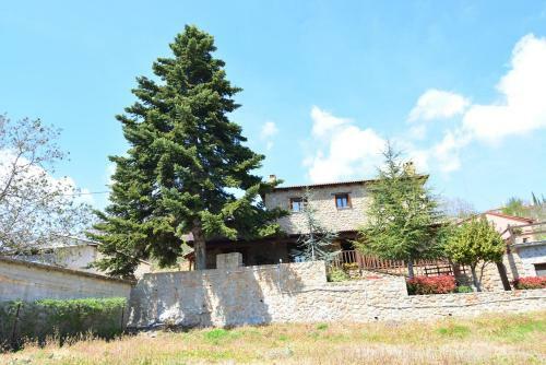 Hostal Filiantra Guesthouse