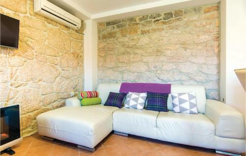 Three-bedroom Holiday Home In Krusevo