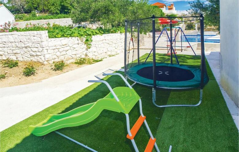 Holiday Home Kucice With Outdoor Pool