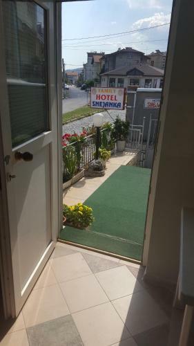 Snejanka Family Hotel