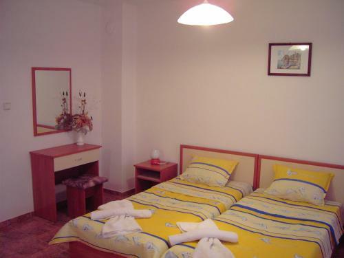Hostal Guest House Petrovi