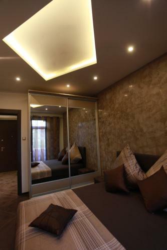 Brown Cottage Apartment