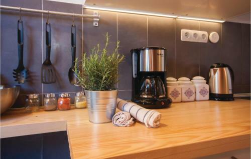 Two-bedroom Apartment In Jadrija