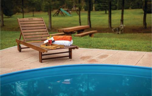 Three-bedroom Holiday Home In Brestovac