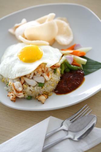 Amaris Hotel Karawang