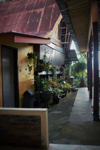 Hostal Romlan
