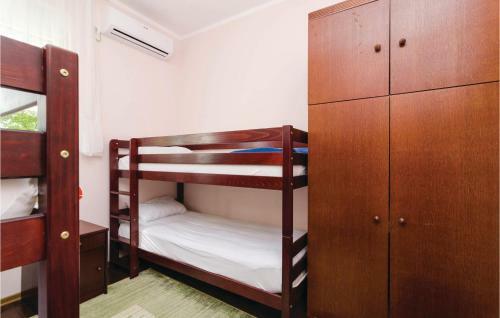 Three-bedroom Holiday Home In Igalo