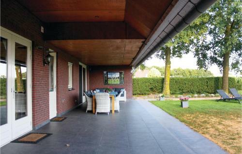 Four-bedroom Holiday Home In Boekel