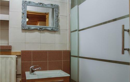 Four-bedroom Apartment In Simpelveld