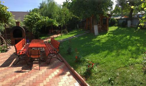 Hostal Pensiunea Alina