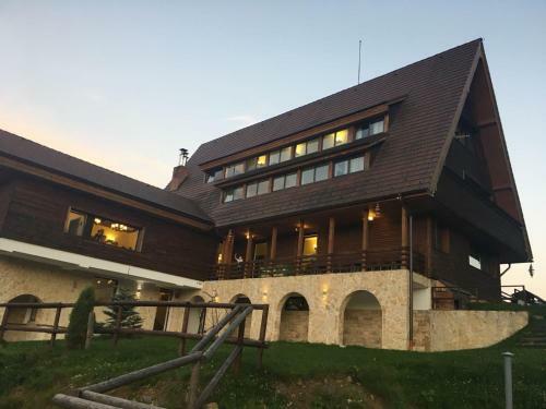 Hostal Pensiunea Smida Park