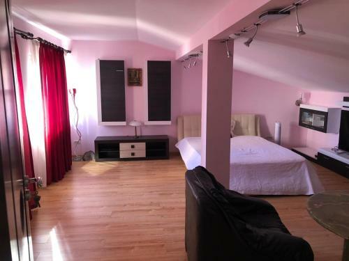 Hostal Vila Selena