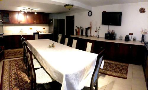 Hostal Pensiunea Sasu