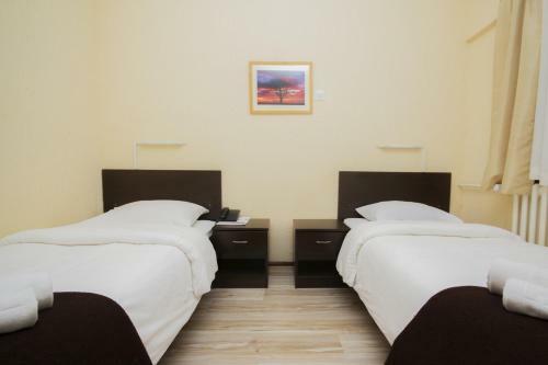 Hostal Guesthouse Junior