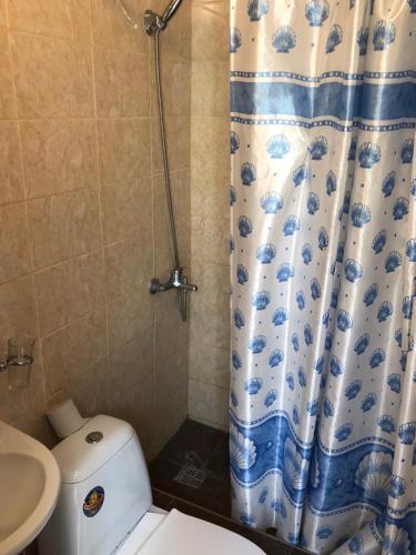 Hostal Guest House On Oktyabrskaya 93