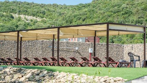 Hostal Furnished Rooms Dursoley
