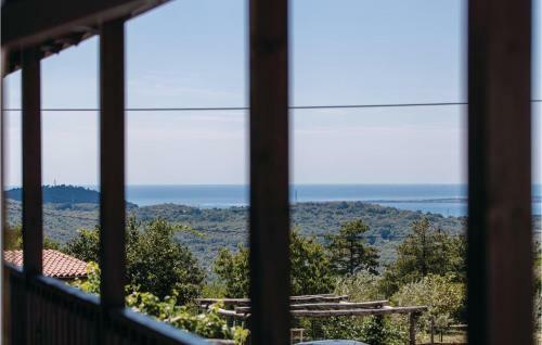 Four-bedroom Holiday Home In Sela Na Krasu