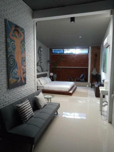 Thart House