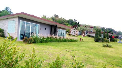 Hotel Phurapee Pakchong