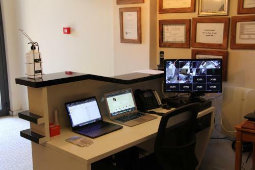 Al� Avsa Hotel