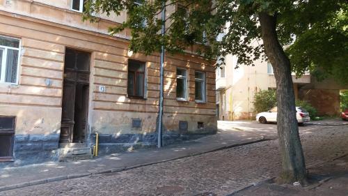 Apartment On Vienietsianova 13
