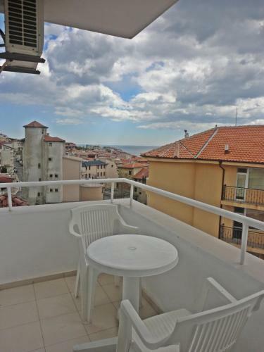 Hostal Guest Rooms Casa Luba