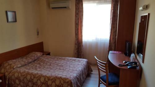 Caprice Family Hotel