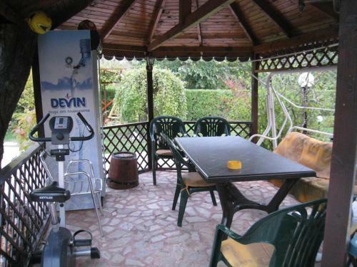 Hostal Vila Saltanat 41
