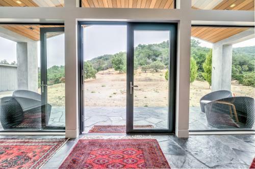 515 Cavdale Road Studio Home