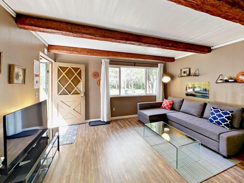 2272 Sky Meadows Home