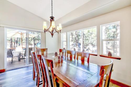 Tahoe Retreat In The Pines