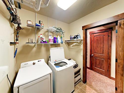County Townhome 50 Townhouse
