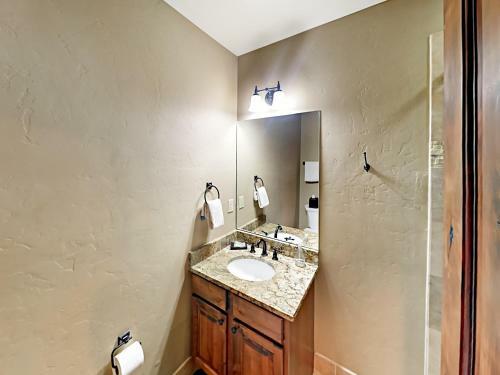 County Townhome 50 Townhouse