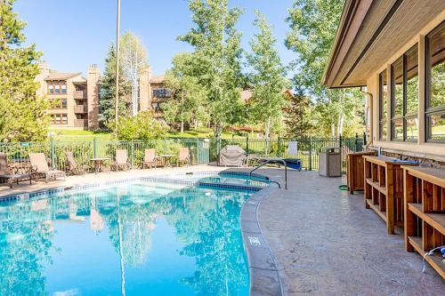 Apartamento 2740 Eagle Ridge Drive Condo