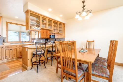 2700 Cross Timbers Trail Townhouse #1