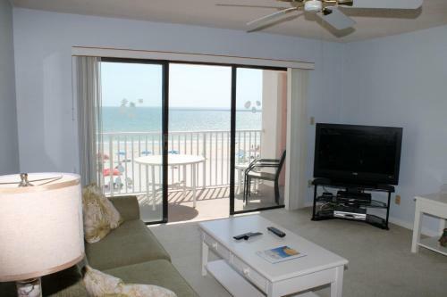 Sea Breeze 303 Apartment