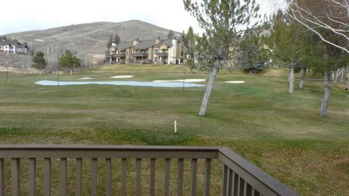 Custom Designed Ridge, On Golf Course With Elkhorn Amenities