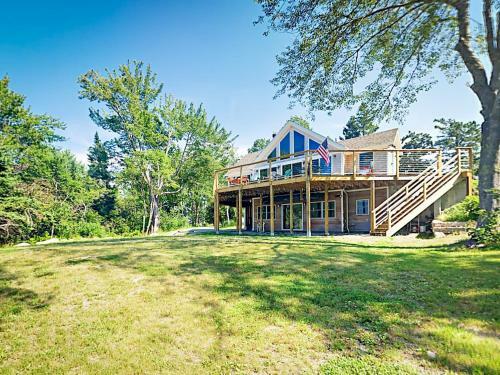 24 Meadow Point Rd Cottage