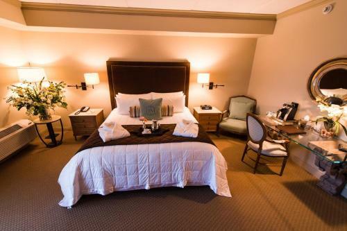 Diamond Mills Hotel & Tavern