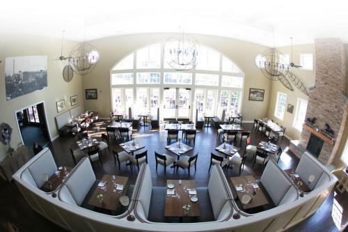 Diamond Mills Hotel & Tavern