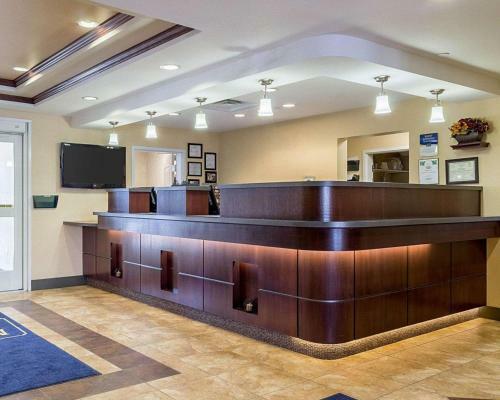 Hotel Mainstay Suites Minot