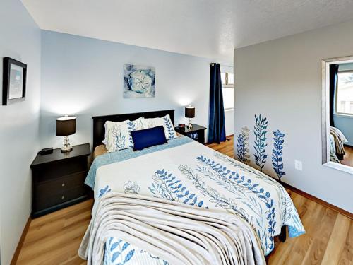 1658 S Edgewood Home