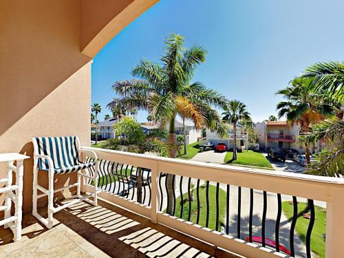 Apartamento 110 E Aries Dr Duplex Unit A Duplex