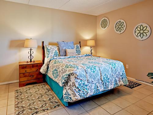 Apartamento 4400 Gulf Blvd Condo Unit 308