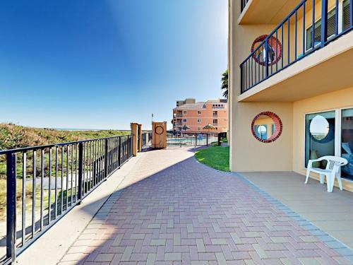 Apartamento 4400 Gulf Blvd Condo Unit 106