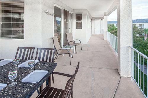 1714 Lp Elevator Access, Pack N` Play, High Chair, Stroller, Games, Pool Views And More