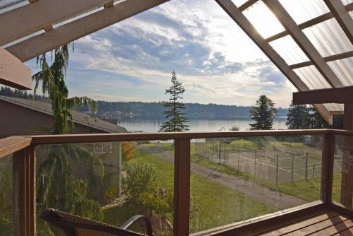 Goodwin Lake Home