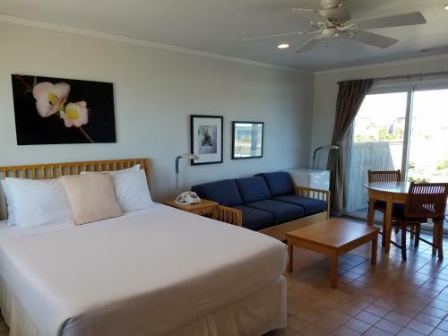 White Sands Motel