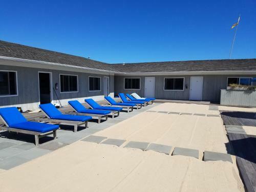 White Sands Motel