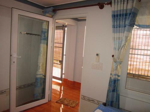 Hostal Hong Chau Guesthouse